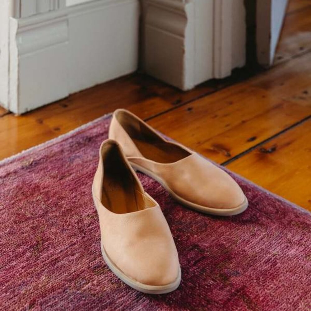 Coclico Yen Flat in Fawn size 37.5